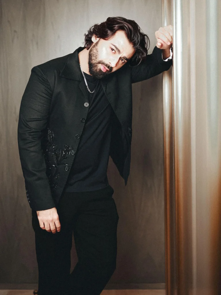 Farhan Saeed and Kinza Hashmi film Laddu