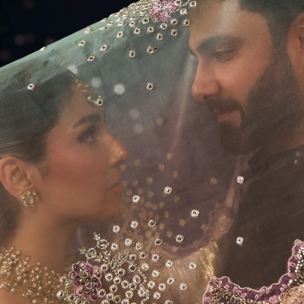 Ayeza Khan and Ahmed Ali Akbar Dance Video on Chand Chupa Badal Mein