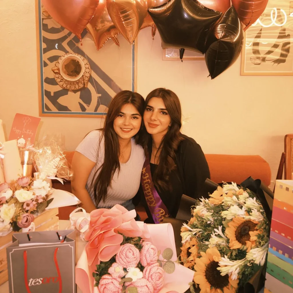 Drama Laadli Actress Vaneeza Sattar Birthday Pictures