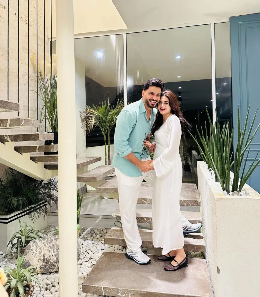 Latest Photos of Omer Shahzad Wife