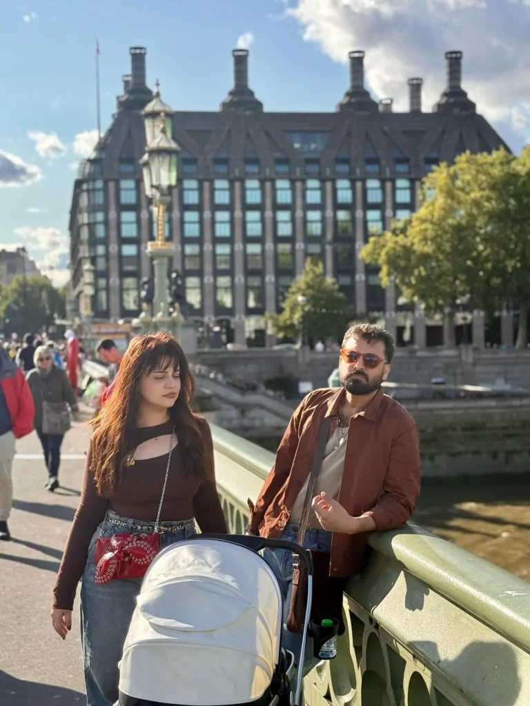 Latest Pictures of Zara Noor Abbas with Husband