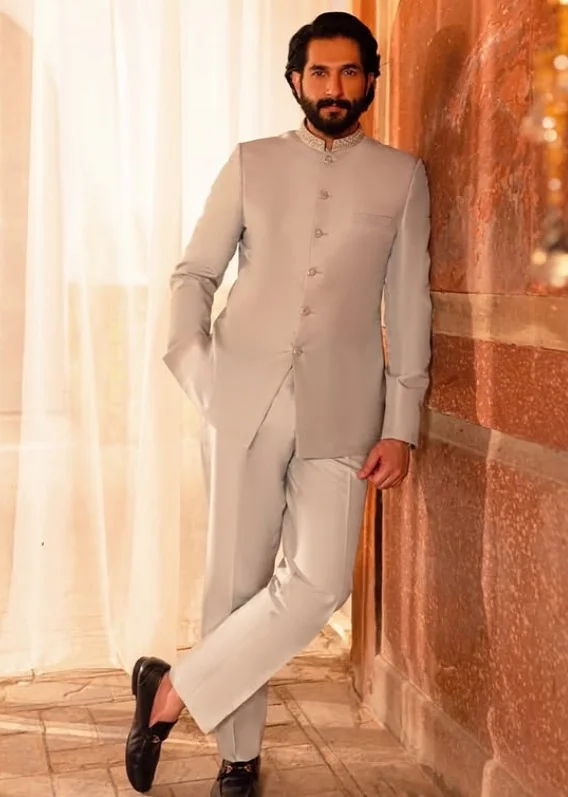 Pakistani Film Khan Tumhara Cast